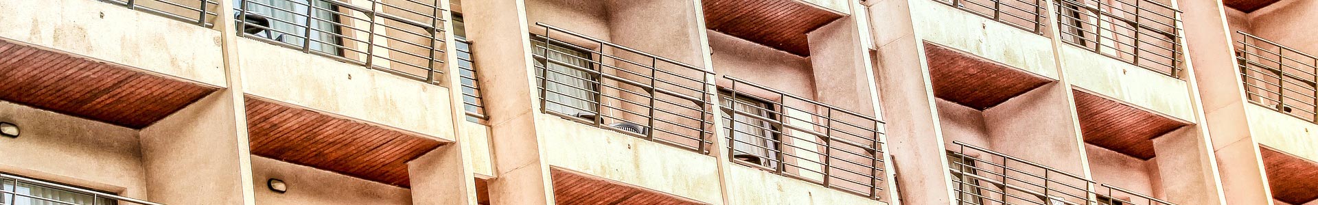 dachbau-blitzner-header-terrassen-balkonabdichtung